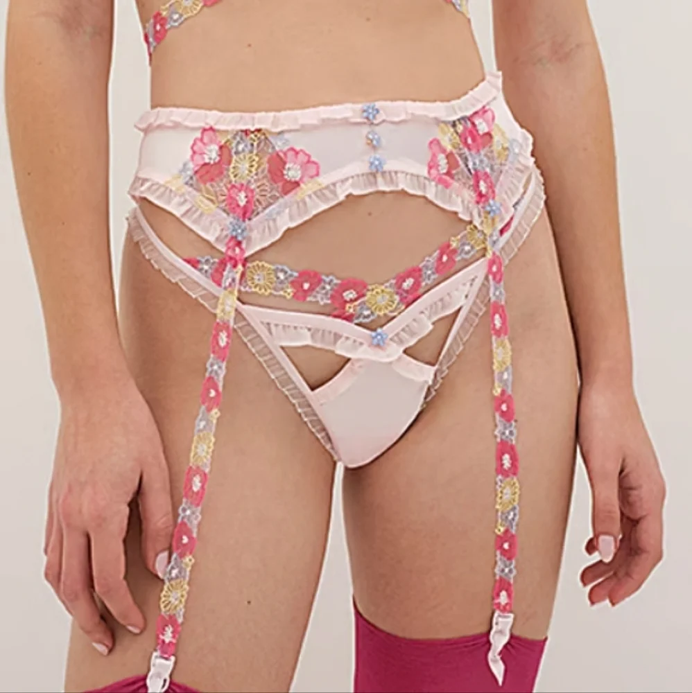 New!For Love and‎ Lemons Greenhouse Garden Underwire Bra &Matching Garter Belt